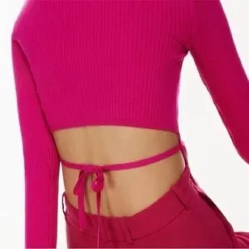 Aritzia Babaton Pink Open Back Sweater Size M - Picture 2 of 5